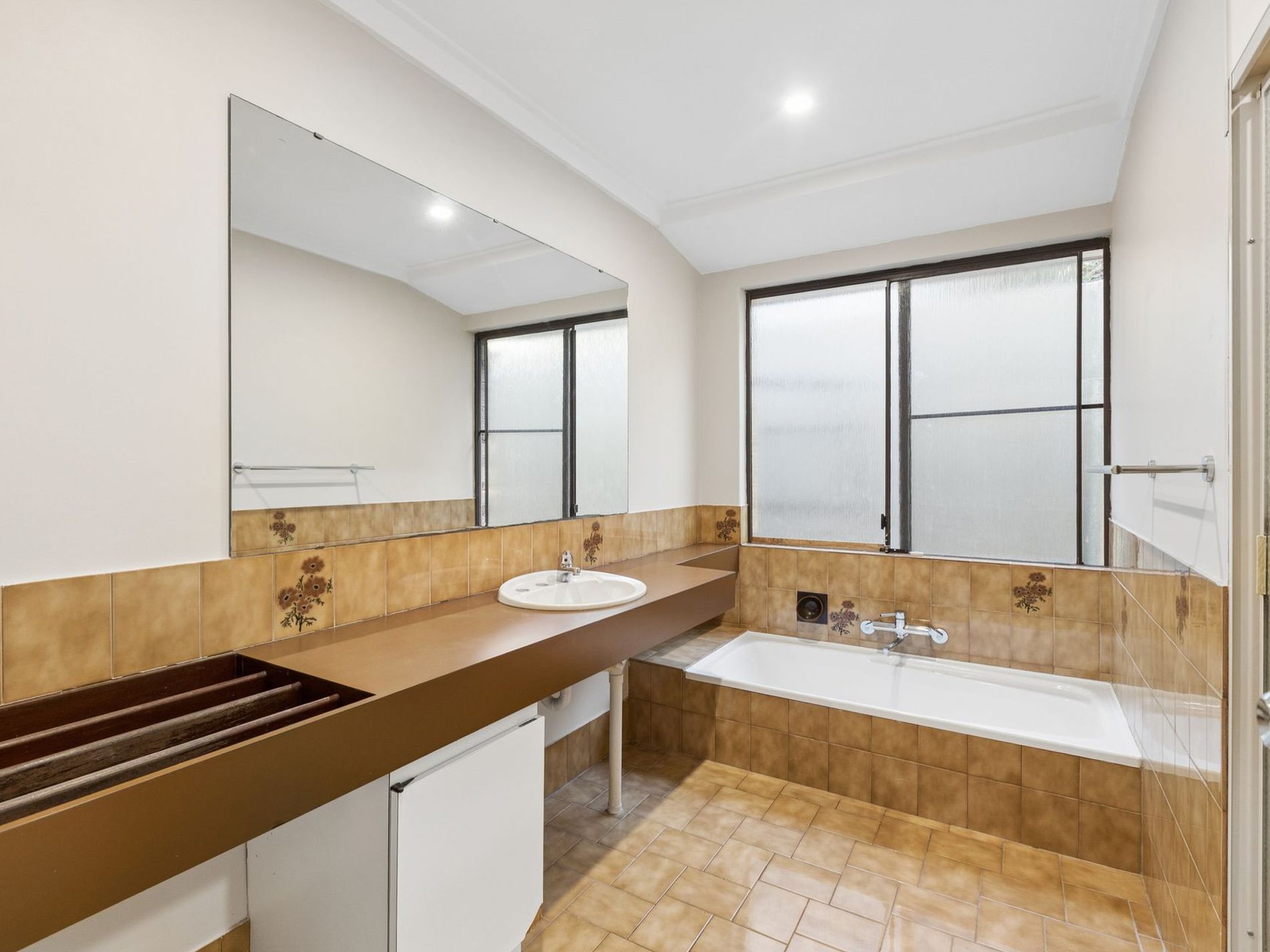 144 Warwick Road, Duncraig
