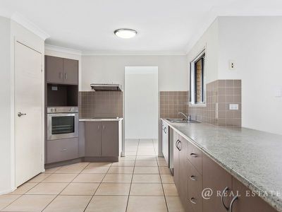 19 Discovery Crescent, Rosslyn