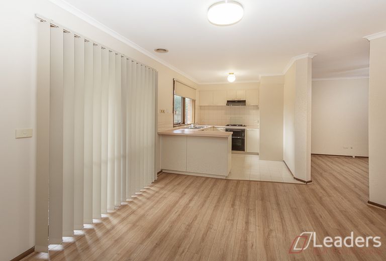 2 / 581 HIgh Street Road, Mount Waverley