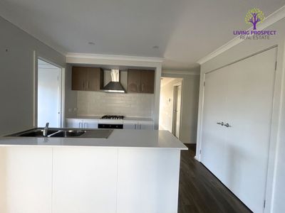 10 Darwinia Way, Cobblebank