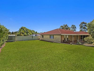 4 Mountain Ash Rd, Hamlyn Terrace