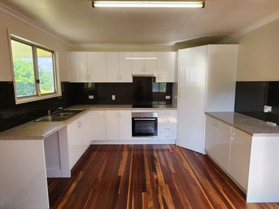 1B Thompson Street, Bundamba