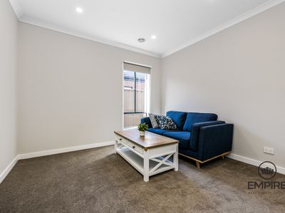 114 Yaralla Circuit, Clyde