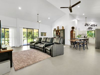 376 Kruckow Road, East Russell