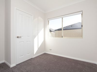 9B Chichester Way, Nollamara