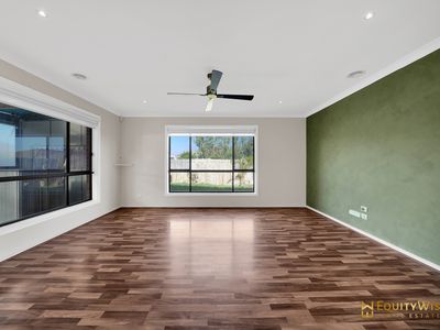 53 Haines Drive, Wyndham Vale