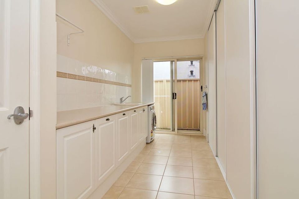 35 Cleland Crescent , Baldivis