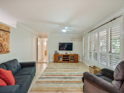 83 Gibraltar Road, Rangewood