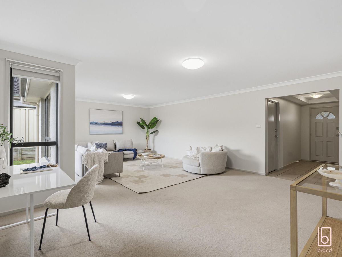 30 Skyhawk Avenue, Hamlyn Terrace