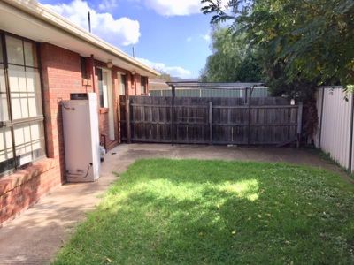2/11 Baggott Drive, Hoppers Crossing