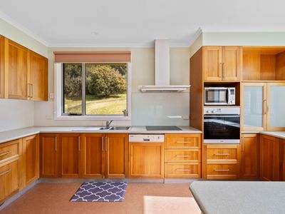 284 Llantwit Road, Woodbridge