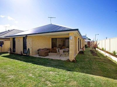 33 Normanby Bend , Success