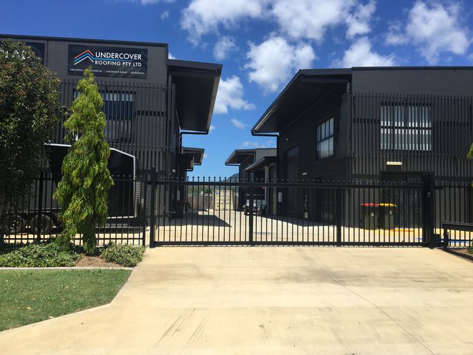 4 / 9 Lenco Crescent, Landsborough