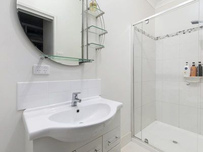 9 The Avenue, Seymour