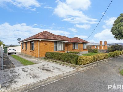 137 Ravenswood Road, Ravenswood