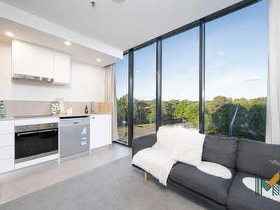 m11 / 4 Grazier Lane, Belconnen