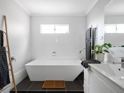 19 Melba Street, Piccadilly