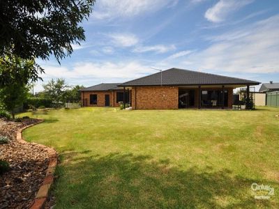 10 Cascade Court, Dubbo