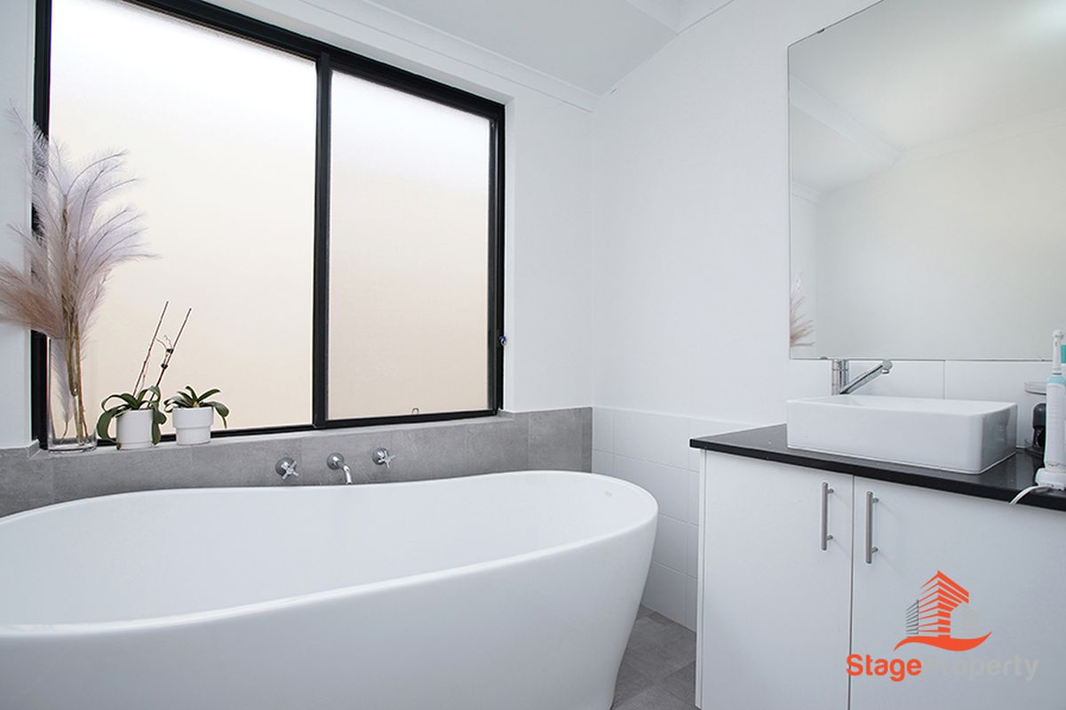 18 Arneis Avenue, Dayton