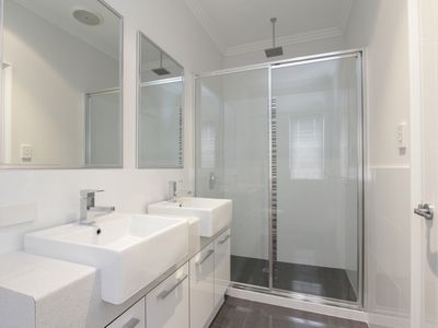 42B St Albans Road, Nollamara