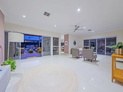 4 Margaret Crescent, Wakerley