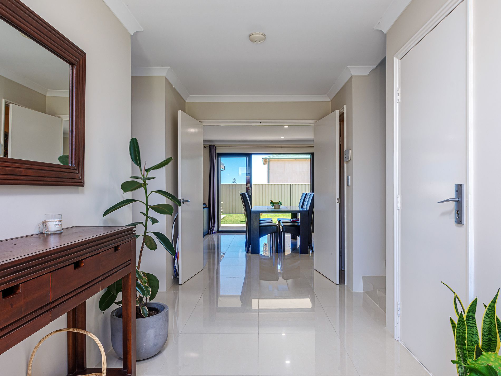 25 Flagtail Outlook, Yanchep