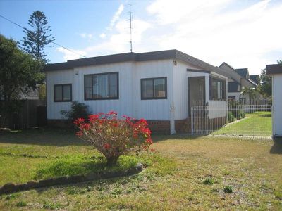 4 Addison St, Lake Illawarra