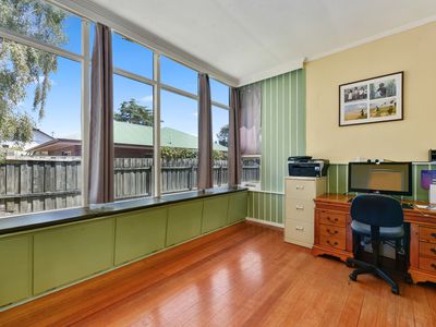 20 Lake Terrace East, Mount Gambier