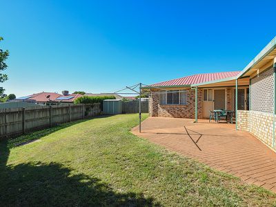 21 Carnation Court, Middle Ridge