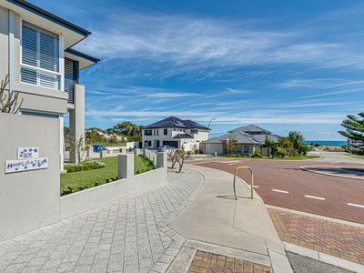 27 Moonlighter Way, Yanchep