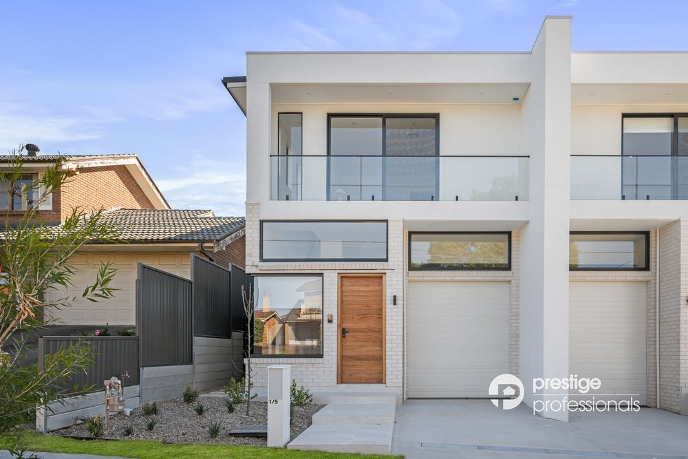 1 / 5 Elouera Crescent, Moorebank