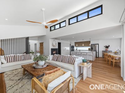 21 The Promenade, Manyana