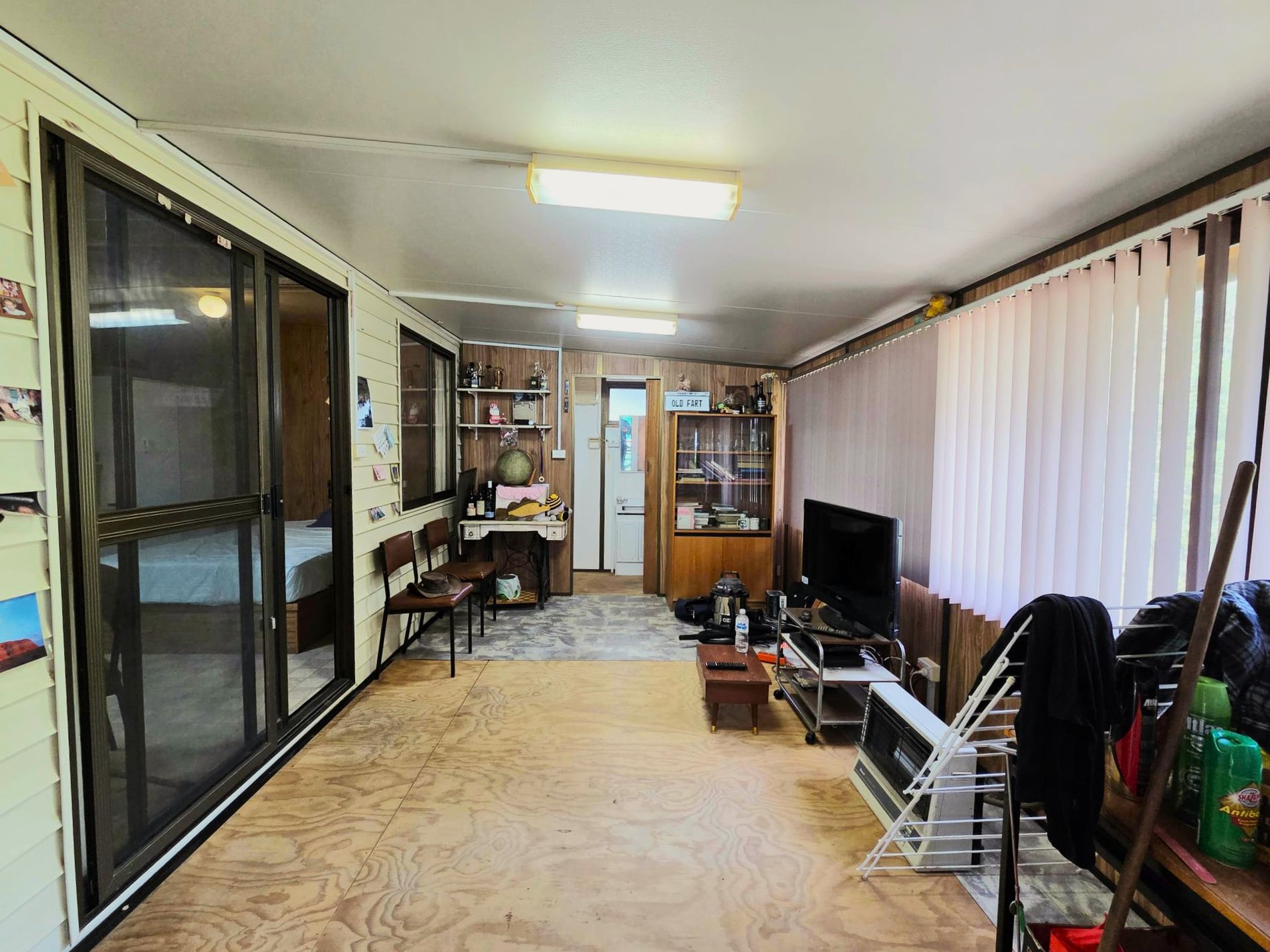 Cabin 68 Murray Riverside Village, Quicks Road, Tocumwal