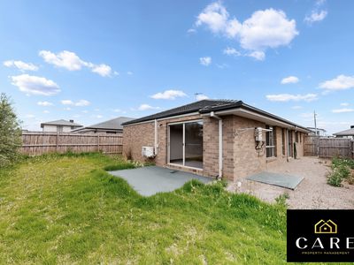 63 Merula Drive, Mambourin