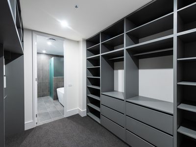 5 / 2 Lady Nelson Place, Red Hill