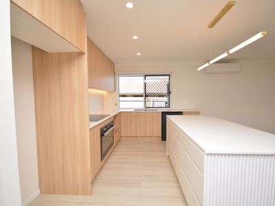 85 Sunview Road, Springfield