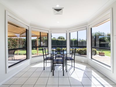 18 Lancaster Park Place, Dubbo