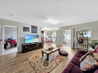 45 Planet Avenue, Atherton