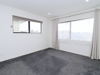 20 James Street, Mangere East