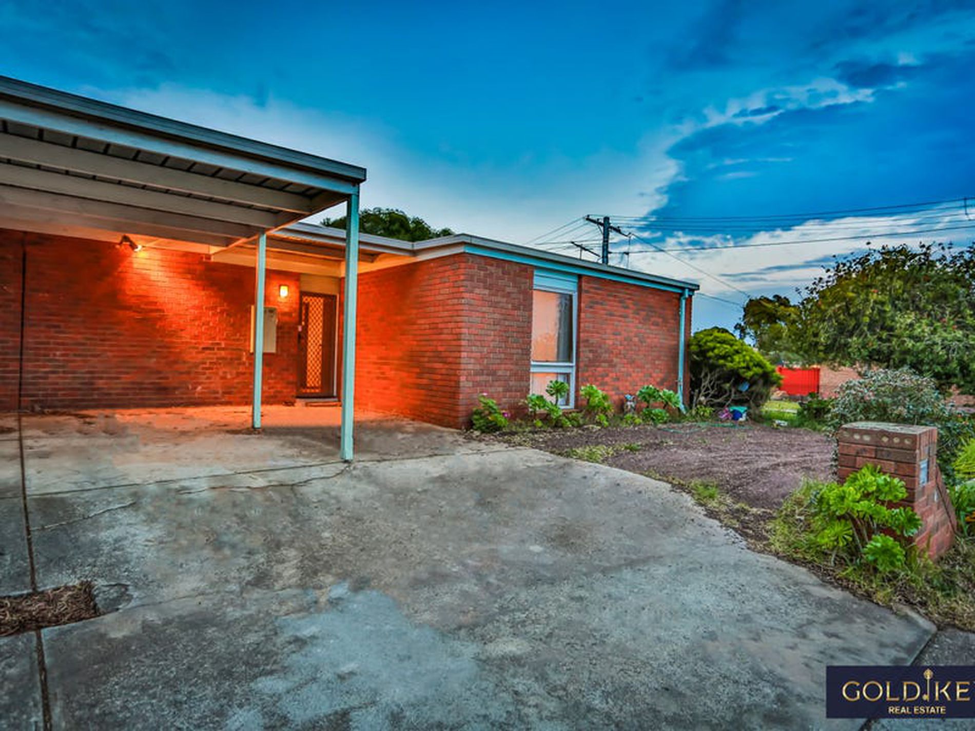 5 / 1 Bayview Crescent , Hoppers Crossing