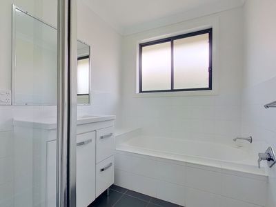38 Yulong Street, Dubbo