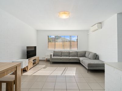 5 / 5-7 Bowen Street , Huskisson