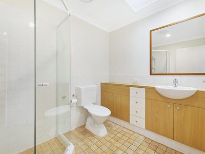 2 / 21 Mason Street, Southport