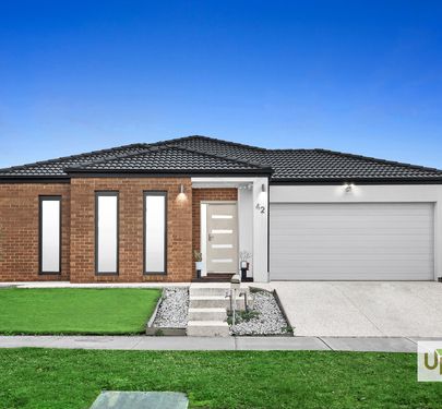 42 Genevieve Circuit, Cranbourne East