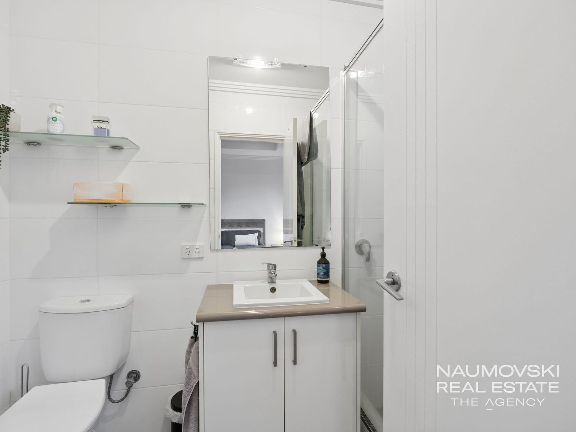 10A May Drive, Nollamara