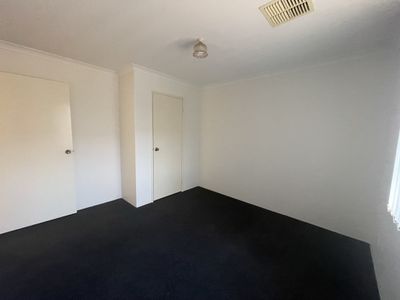 2 Stenton Gardens, Kinross