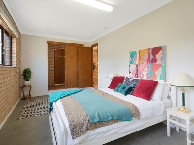 8 Willcocks Avenue, Narooma