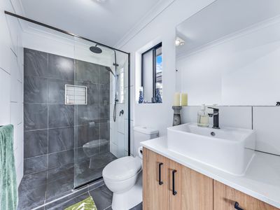 70 Trader Crescent, Cannonvale