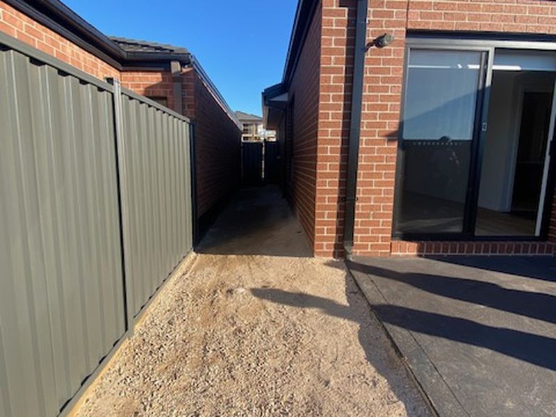 81 Madeira Dr, Truganina