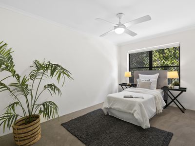 2 / 22 Carr Street, St Lucia